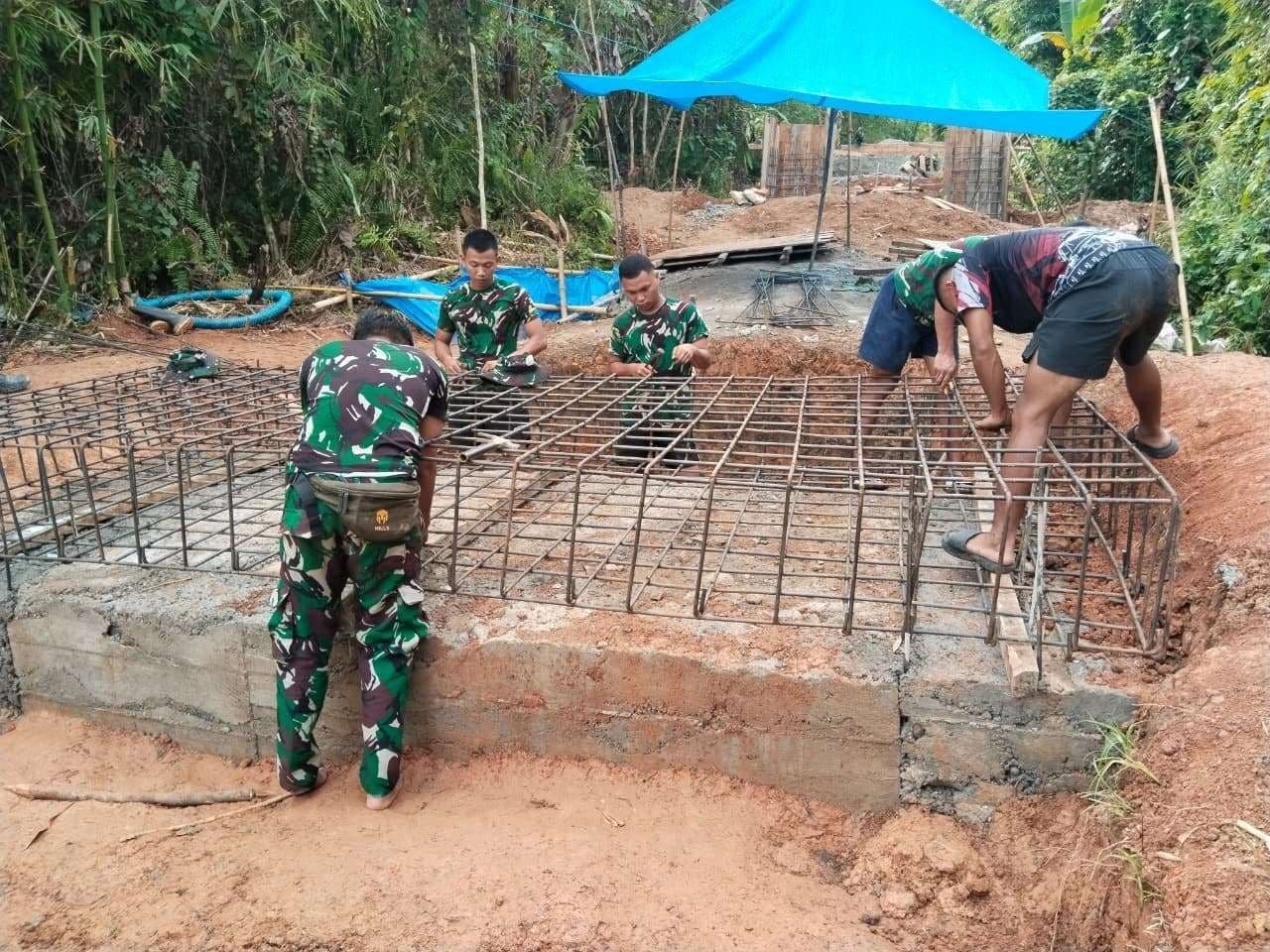 TNI Lanjutkan Pembangunan Jembatan Gantung di Nias Barat, Wujud Nyata Bakti untuk Rakyat