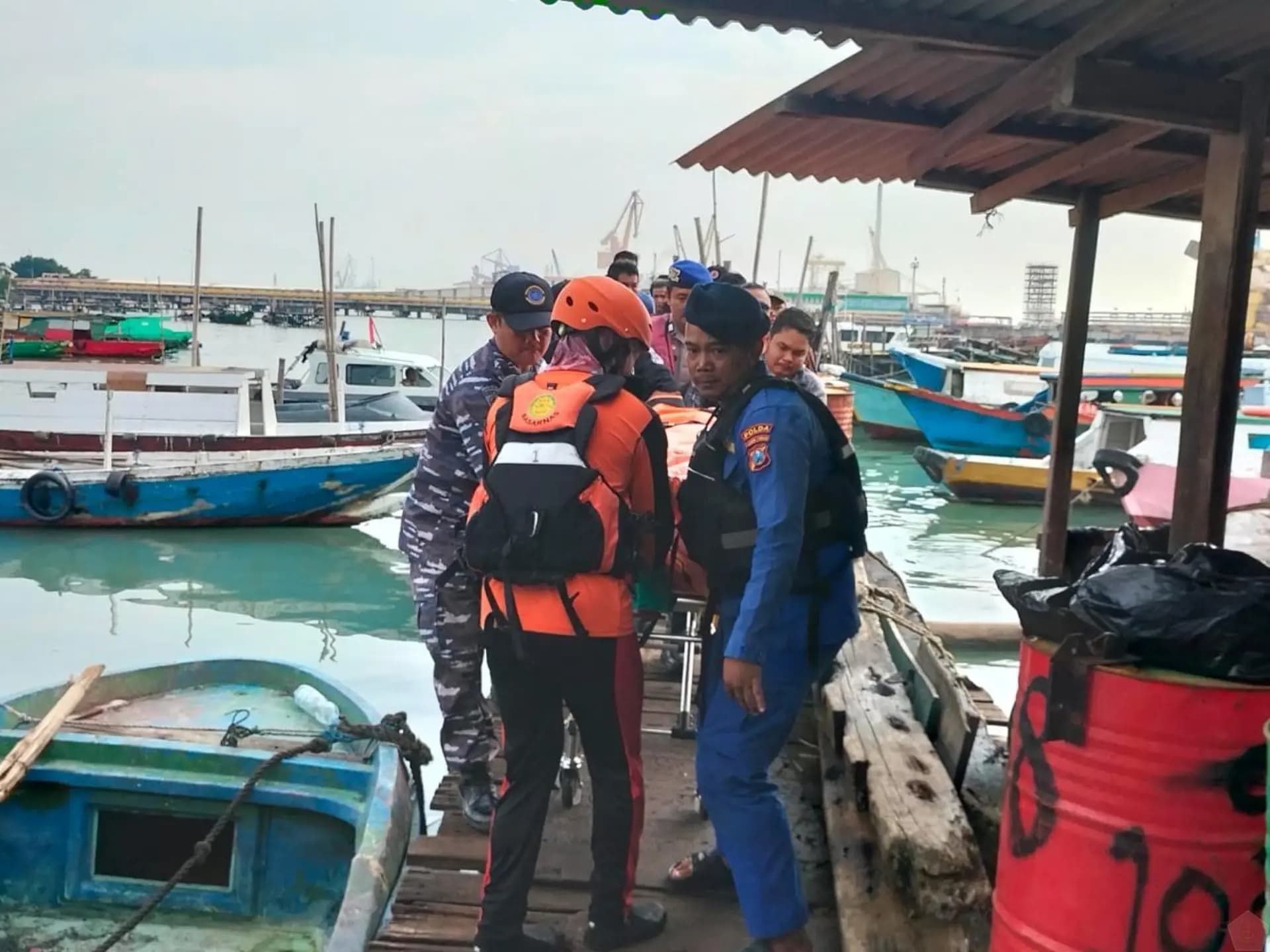 TNI AL dan Tim SAR Gabungan Temukan Satu Korban Tenggelam di Perairan PLTU Gresik