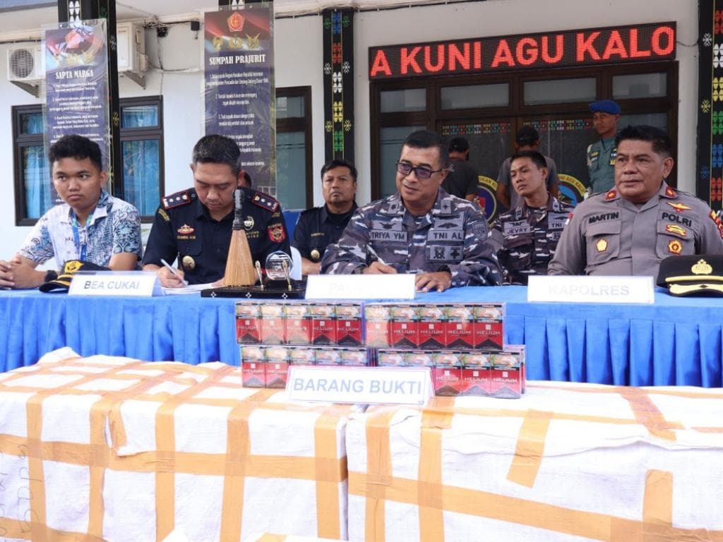 TNI AL dan Bea Cukai Gagalkan Penyelundupan 112 Ribu Batang Rokok Ilegal di Labuan Bajo