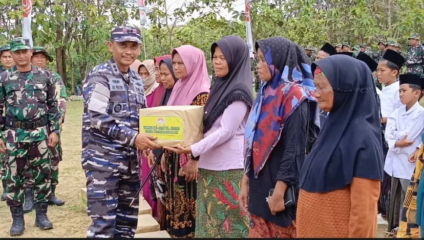 Danlanal Batuporon dan Forkopimda Bangkalan Hadiri Penutupan TMMD Ke-128