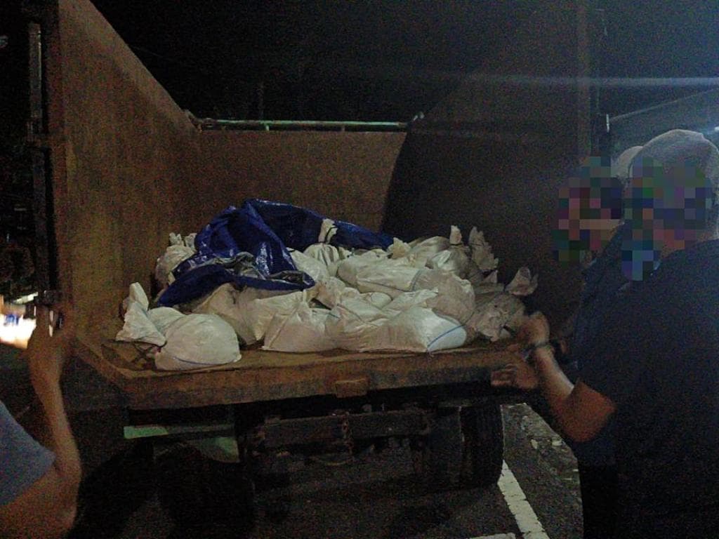 TNI AL Gagalkan Penyelundupan 6 Ton Timah Ilegal, Selamatkan Kekayaan Negara Hampir Rp6 Miliar