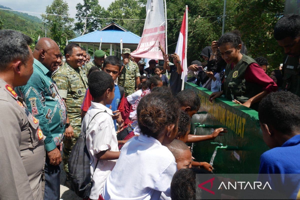 TNI AD Bangun 16 Sumur Bor di Teluk Wondama Bantu Warga Hadapi Krisis Air Bersih
