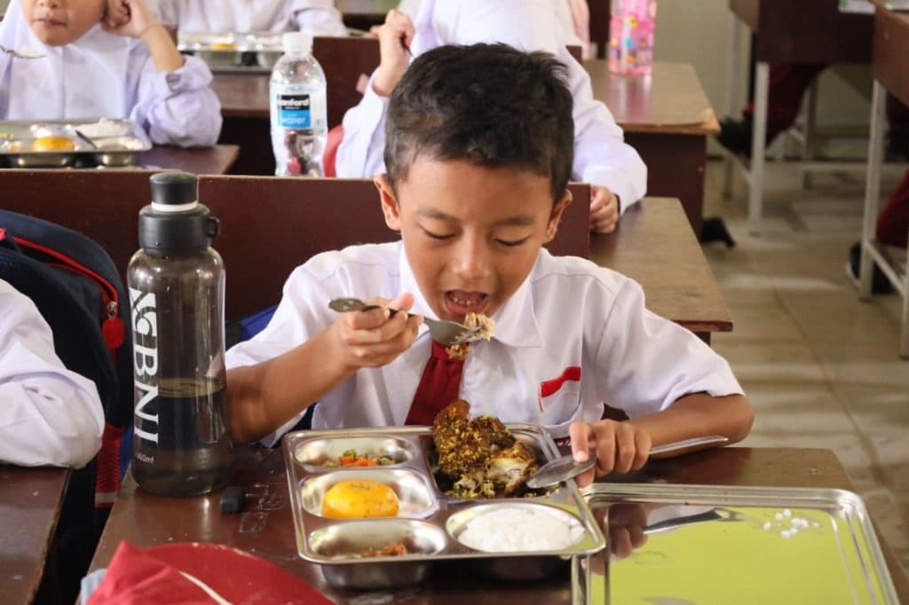 Kepri Salurkan MBG ke 503 Ribu Penerima Manfaat, Pemerintah Perkuat Distribusi dan Stabilitas Pangan