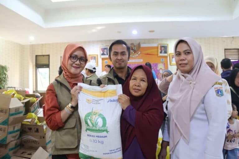 Bulog Pastikan Stok Beras dan MinyaKita Aman untuk Bantuan Pangan Nasional