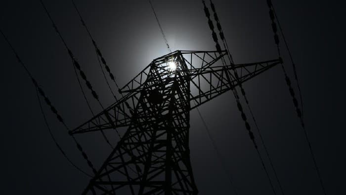 PLN Pastikan Listrik Jakarta Pulih 100 Persen Usai Gangguan 13 Gardu Induk