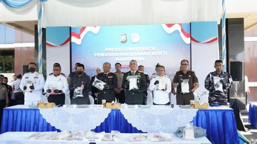 TNI AL dan Polda Jatim Musnahkan 22 Kg Kokain, Perkuat Sinergi Berantas Narkoba