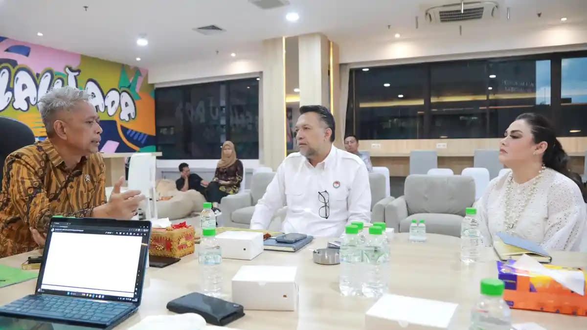 Wamensos Terima Audiensi Tokoh Otsus Papua, Program Sekolah Rakyat Diperkuat untuk Tekan Kemiskinan