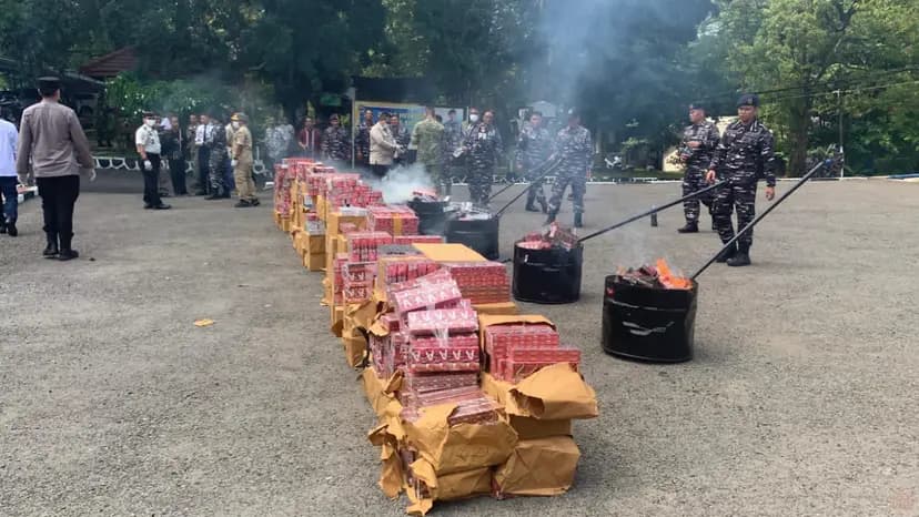 Lanal Batuporon dan Bea Cukai Madura Musnahkan Rokok Ilegal Senilai Rp900 Juta