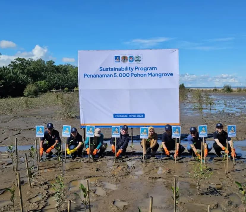 TNI AL Kodaeral XII Tanam 5.000 Mangrove di Sungai Kupah untuk Jaga Pesisir Kalimantan