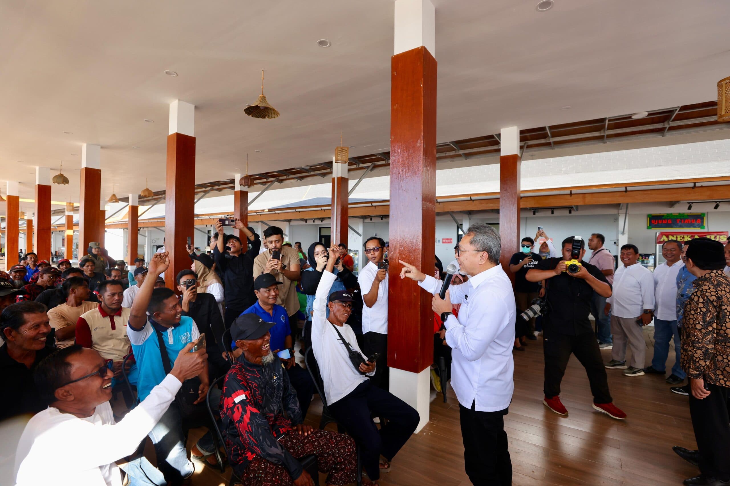 Zulhas Siapkan Skema Penyerapan Ikan Nelayan untuk Program MBG, Harga Tangkapan Dijamin Stabil