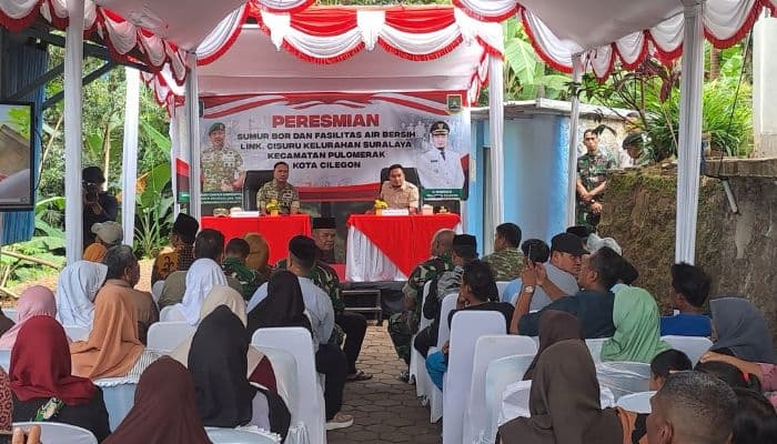 TNI Manunggal Air Bantu Pemenuhan Kebutuhan Air Bersih Warga Suralaya
