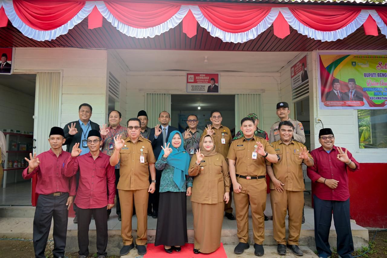 Bupati Kasmarni Resmikan Koperasi Merah Putih: Perkuat Ekonomi Lokal Menuju Indonesia Emas 2045