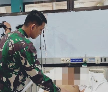 Kisah Heroik dr. Aaron: Rela Mati Demi Amputasi Santri di Reruntuhan Ponpes Sidoarjo