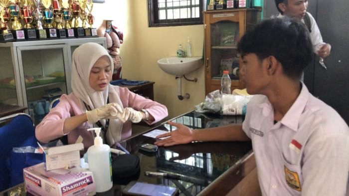 Antusias 400 Siswa Ikut Cek Kesehatan di SMPN 2: Langkah Nyata Deteksi Dini yang Terukur