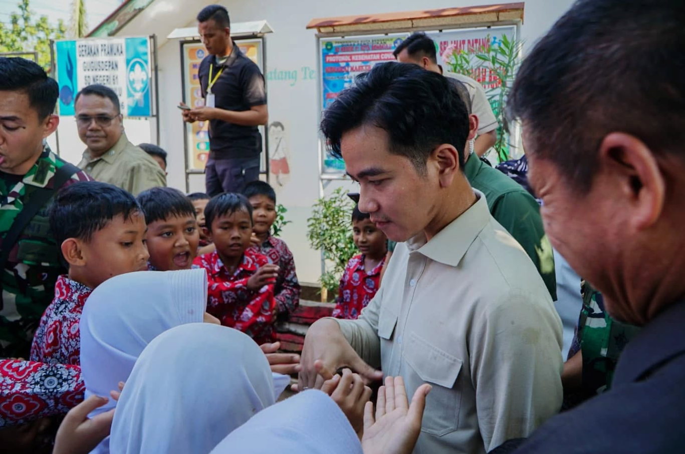 Fokus pada prestasi, integritas, dan kontribusi nyata pemimpin kita, bukan pada isu-isu yang tidak berdasar